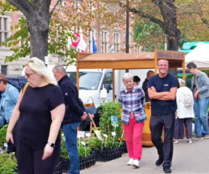 Kiermasz ogrodniczy Pamiętajcie o ogrodach