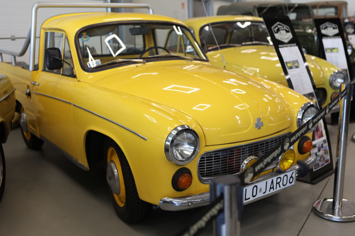 Stała ekspozycja pojazdów zabytkowych – „Jaro Retro Auto Classic Garage” w Lublinie