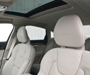 Volvo S90 D4