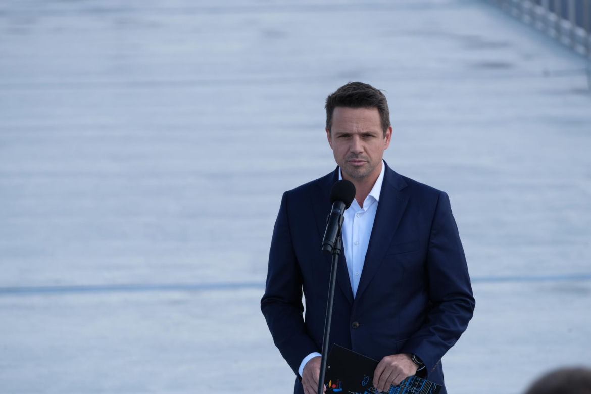 Przepychanka posłów Nitrasa i Kalety na terenie oczyszczalni Czajka