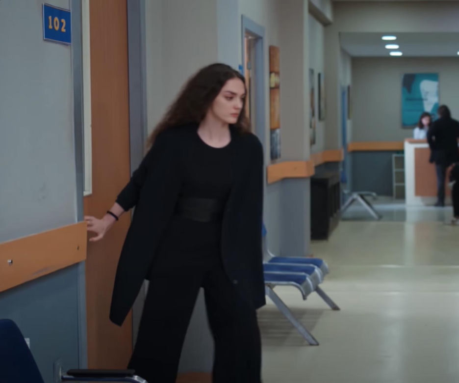 Idris - śmierć. Zdjęcie ze sceny, w której ginie postać z serialu "Emanet"