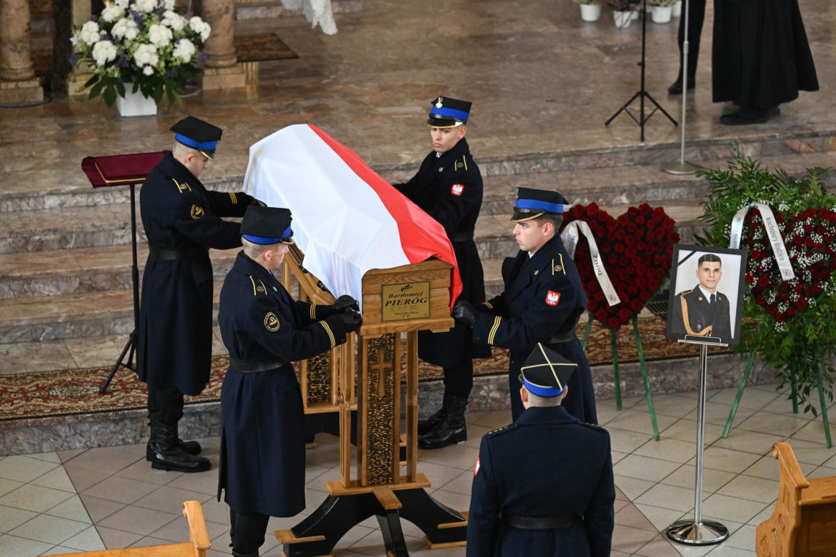 Pogrzeb asp. Bartłomieja Pieroga, jednego z dwóch strażaków, którzy zginęli w pożarze w Nisku