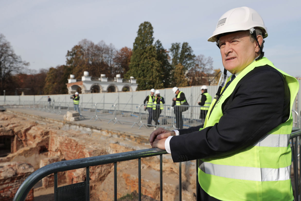 Wicepremier Piotr Gliński też obejrzał wykopaliska