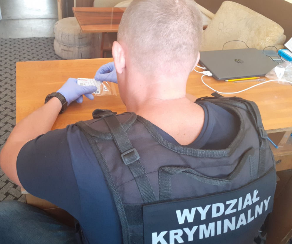 Ukradła kartę