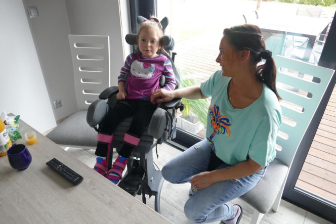 Nie żyje mała wojowniczka. Wcześniej zmarł jej braciszek. Urzędnicy odmawiali pomocy