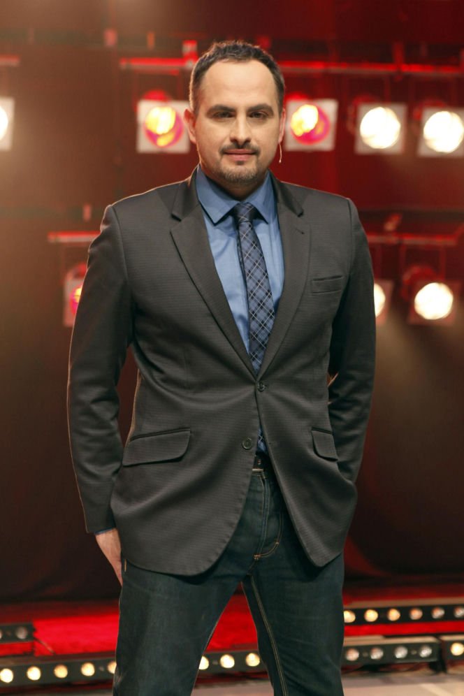 Agustin Egurrola kiedyś i dziś. Tak przez lata zmieniał się juror programu "Mam talent!"