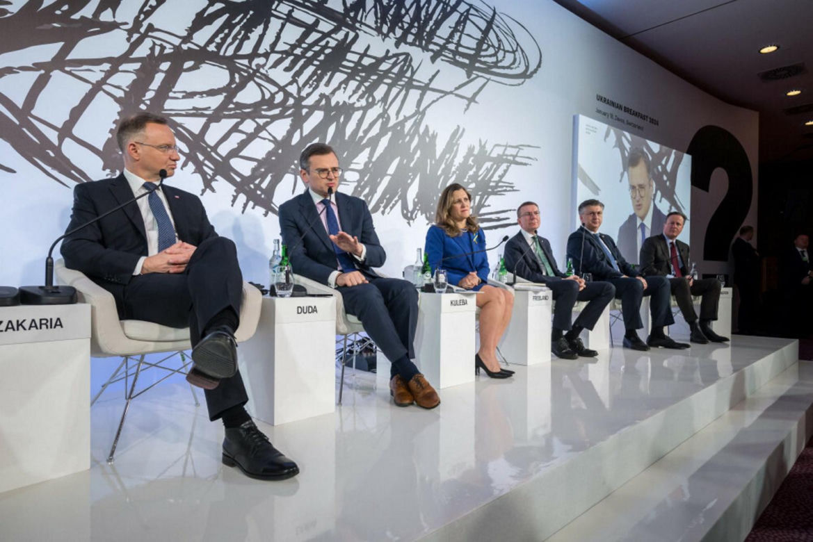 Prezydent Andrzej Duda w Davos. "Ukraina musi zwyciężyć"