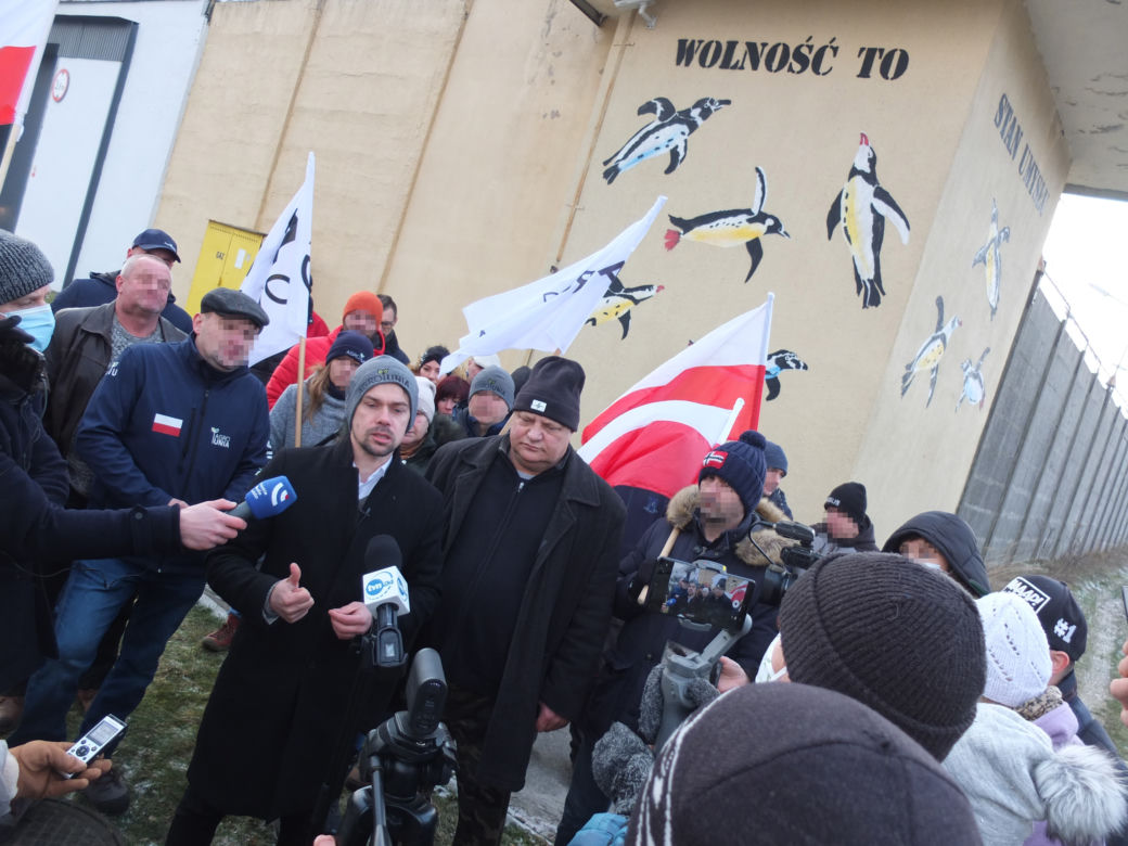 Rolnik poszedł siedzieć za brak kolczyków u świń. Protest w Lublinie