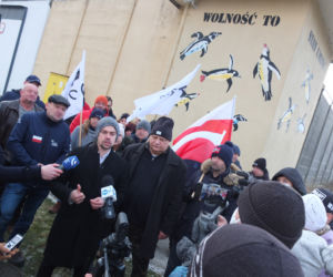 Rolnik poszedł siedzieć za brak kolczyków u świń. Protest w Lublinie