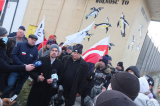 Rolnik spod Lublina trafił za kratki na święta. Protest przed aresztem [ZDJĘCIA, WIDEO]