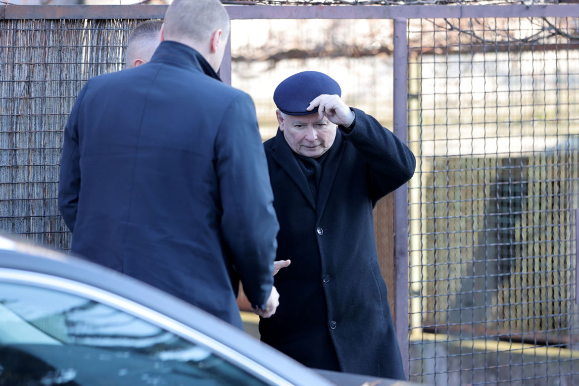 Blacha może spaść 