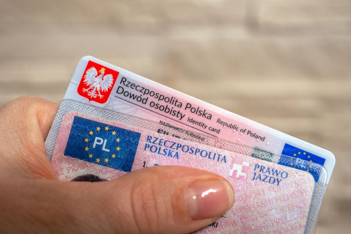 Dokumenty i gotówka