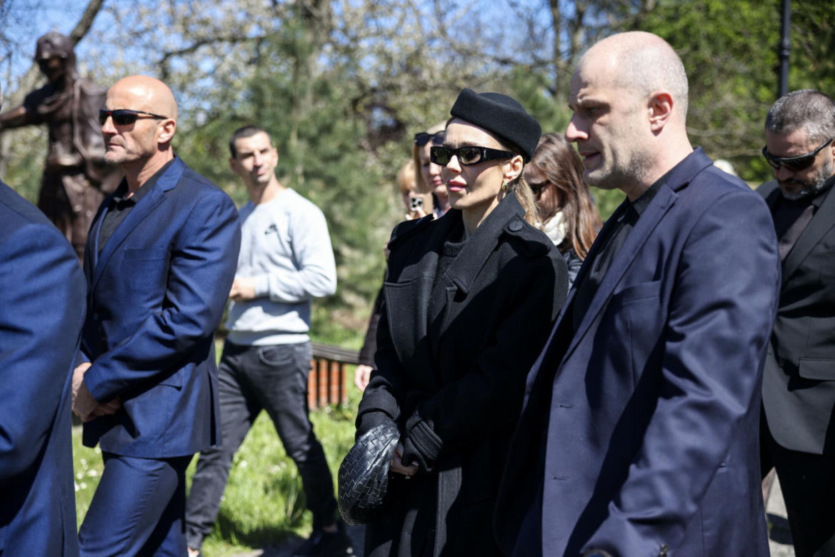 Ból, rozpacz, łzy. Poruszające sceny na pogrzebie Łukasza Litewki