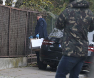 Tak mieszka Jarosław Kaczyński. Teraz to centrum dowodzenia Polską