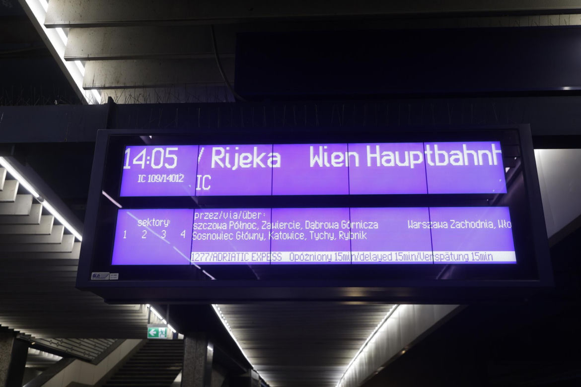 Pierwszy pociąg do Rijeki odjechał z Warszawy! Tłumy pasażerów. Wszystkie miejsca zajęte
