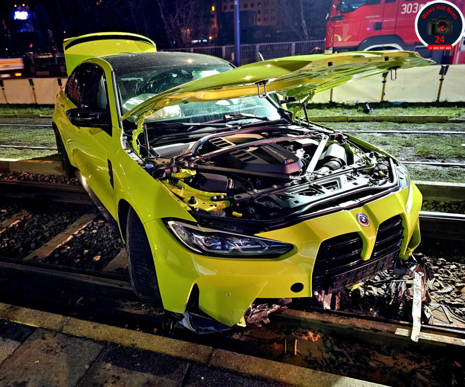 Wypożyczył auto za 500 tysięcy złotych i rozbił je na torowisku. 29-latek trafił do szpitala