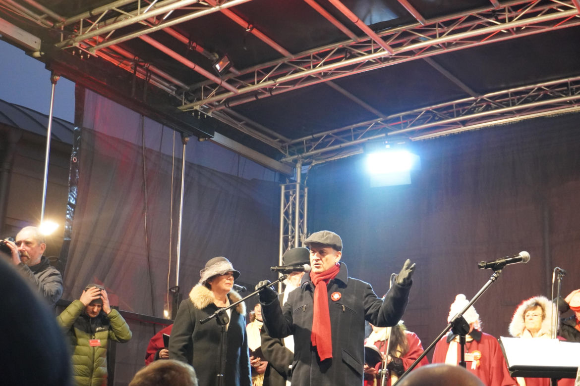 Inscenizacja przyjazdu Ignacego Paderewskiego do Poznania w przeddzień rocznicy wybuchu Powstania Wielkopolskiego