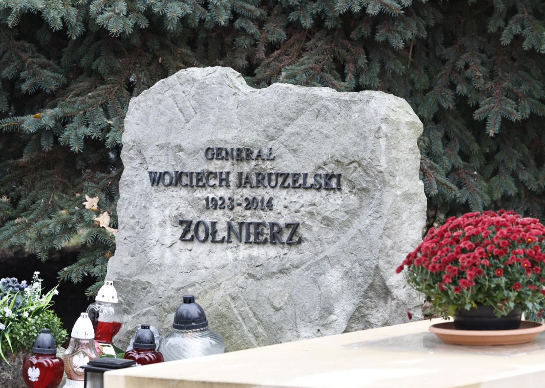 Grób gen. Wojciecha Jaruzelskiego