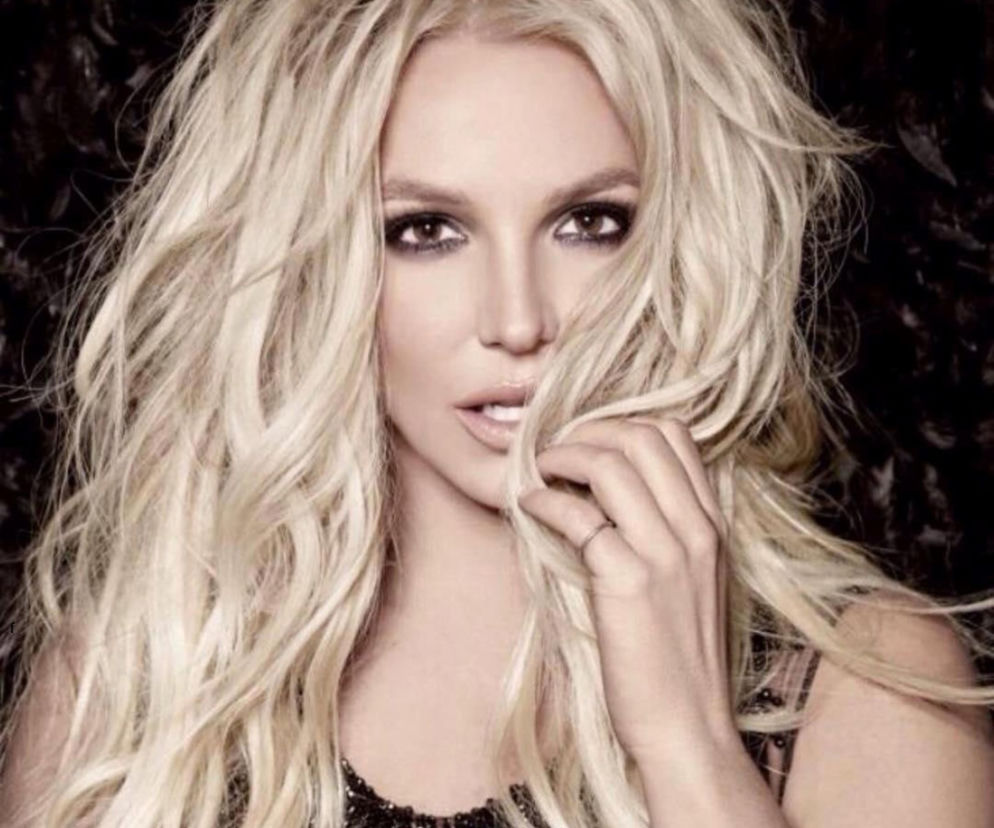 Britney Spears dostała od Madonny w prezencie piosenkę. Kto śpiewa lepiej?