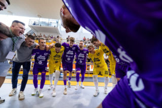 A Seree Tee: dobry początek pierwszego sezonu w 1. lidze