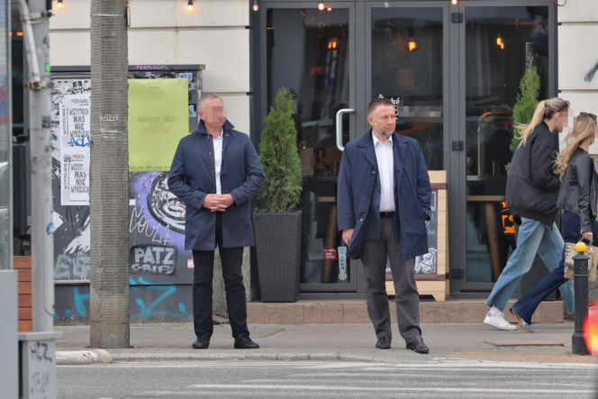 Minister Kierwiński wpadł do fryzjera