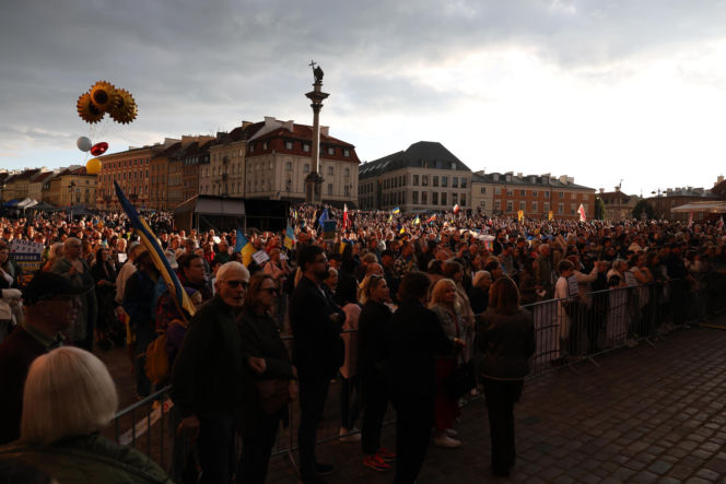 35 lat niepodległej Ukrainy. Obchody na Placu Zamkowym w Warszawie