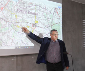 Budowa trasy S12. Samorządowcy z powiatu radomskiego i zwoleńskiego za wariantem A
