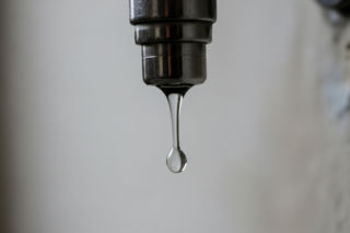 Awaryjne wyłączenia wody w Warszawie. Czy Twoja dzielnica jest na liście?