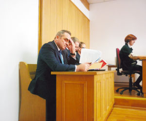 Dał zarobić synowi teraz chce zamknąć dziennikarzy