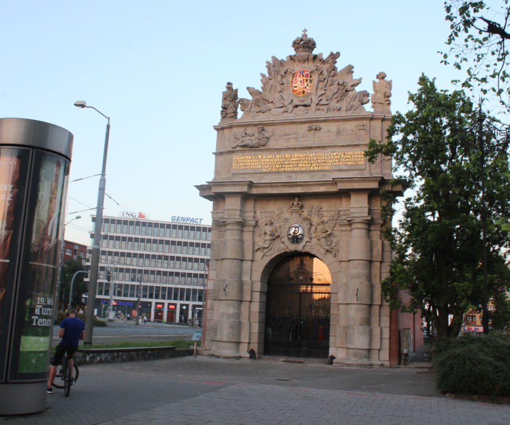 Brama Portowa