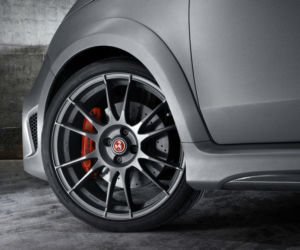 Abarth 695 biposto