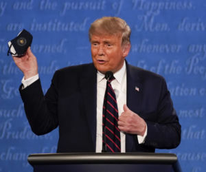 Trump ma wirusa, a Putin ciągle siedzi w domu 