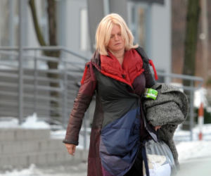Katarzyna Figura odwiozła mamę do szpitala