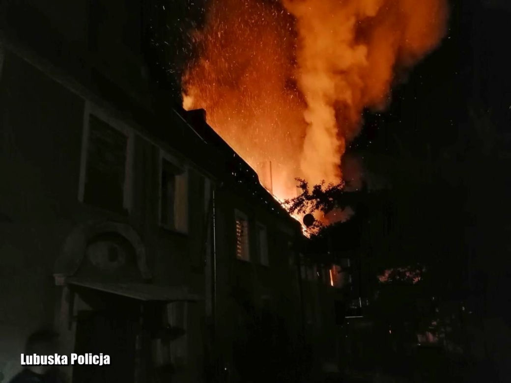 Pożar kamienicy w Bożnowie pod Żaganiem