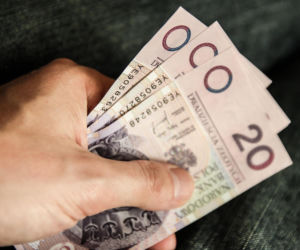 W Dniu Edukacji Narodowej związkowcy mówią o podwyżce pensji dla nauczycieli 
