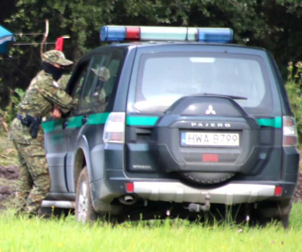 Kamienie i kije w polskie patrole. Straż Graniczna poinformowała o incydencie na granicy