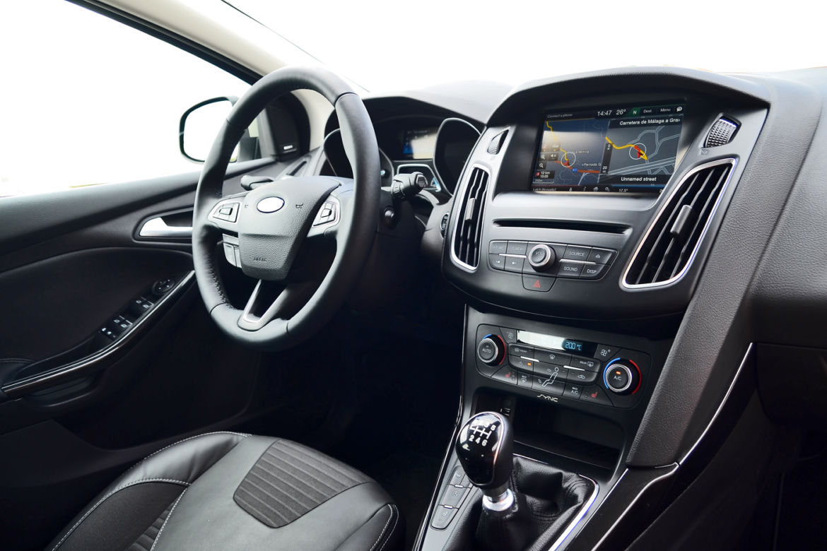 Ford Focus lifting 2015