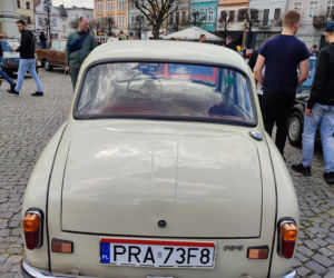 Początek sezonu fanów motoryzacji z czasów PRL