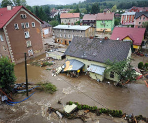 Pękła tama, fala zalała miasto. Dwa lata od koszmaru na Dolnym Śląsku. Dzieci płakały