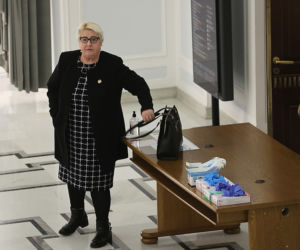 Nie noszą maseczki - niech zapłacą 2000 zł 