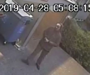 Seryjny podpalacz z Warszawy poszukiwany przez policję