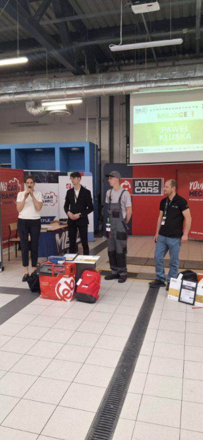 Paweł Kluska na zawodach w Warszawie