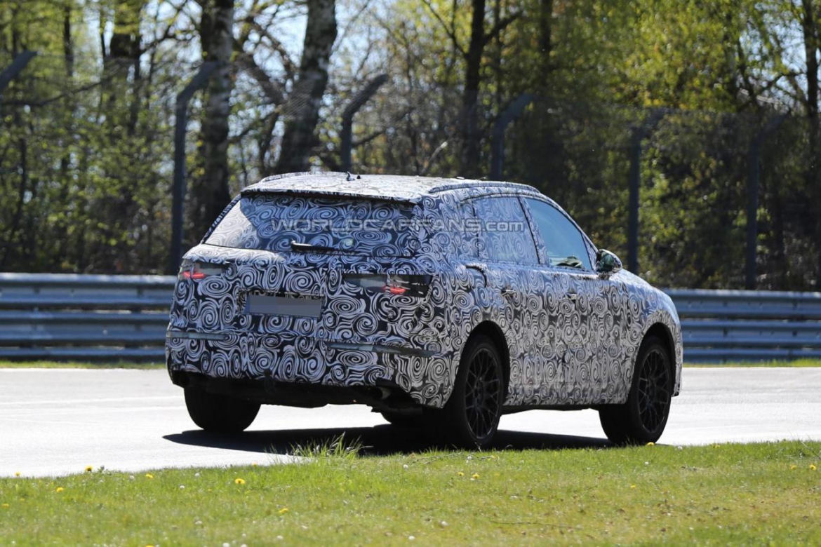 Audi Q7 - zdjęcia szpiegowskie z toru Nurburgring