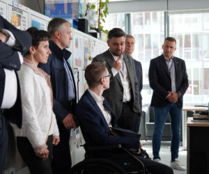 17-letni Dominik w siedzibie PKP na zaproszenie przewoźnika