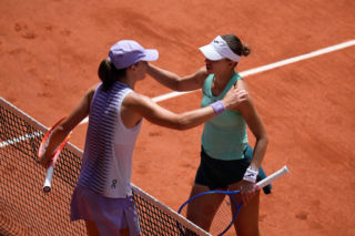 Roland Garros: Niesamowite, co czeka Igę Świątek po wygranej z Magdą Linette! Jak Nadal