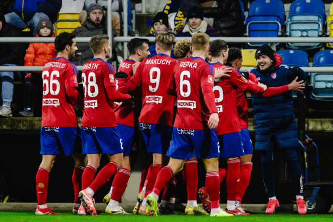 Arka Gdynia - Raków Częstochowa, zdjęcia kibiców i piłkarzy z meczu 17. kolejki PKO BP Ekstraklasy