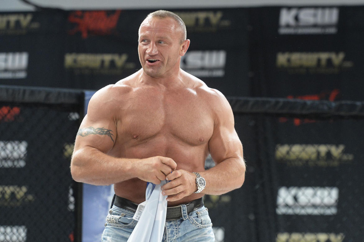 Mariusz Pudzianowski pokazał mamę. Takie kadry to rzadkość 