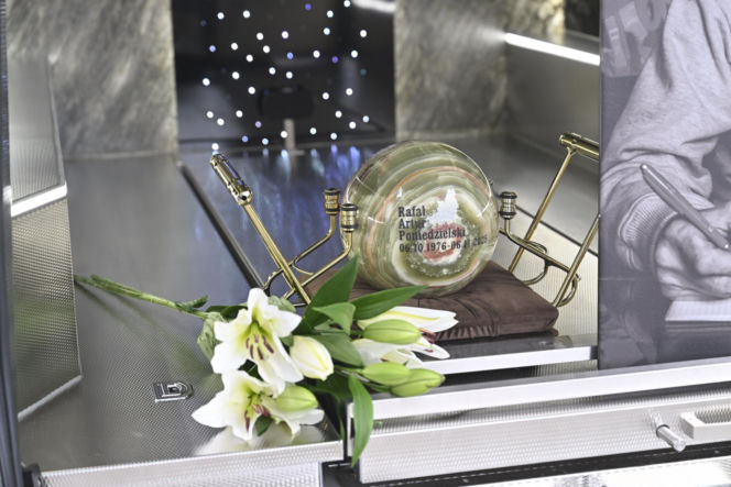 Pogrzeb Pono. Piękna uroczystość