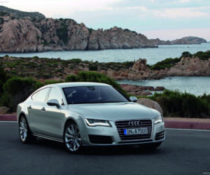 Audi A7 hatchback, model 2011