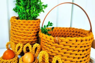 Zapomnij o wiklinie. Koszyczek wielkanocny ze sznurka to hit, który zrobisz w jeden wieczór